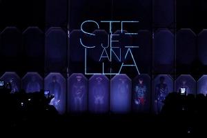 28323013_milano-moda-donna-stella-jean-sfila-con-la-sua-collezione-autunno-inverno-2014-2015-1