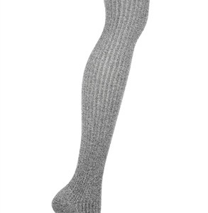 Base Range Calze parigine Alpi Fashion Magazine