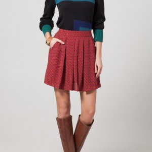 Louche FAVNA Gonna a pieghe rosso Alpi Fashion Magazine