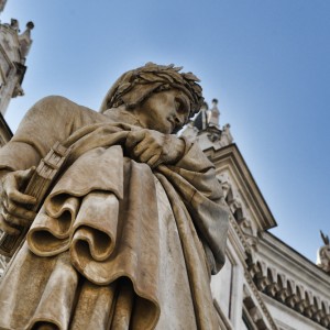 2 Alpi Fashion Magazine