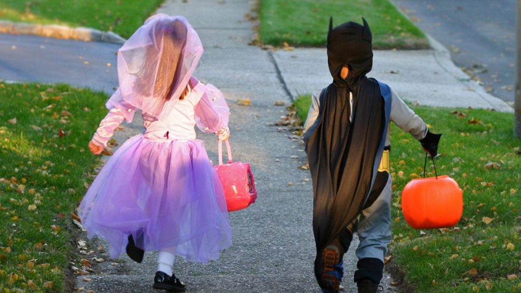 halloweentrickortreatchildren Alpi Fashion Magazine