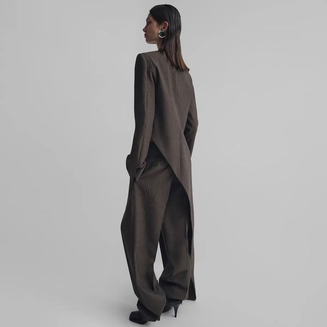 Phebe4640x640 Alpi Fashion Magazine
